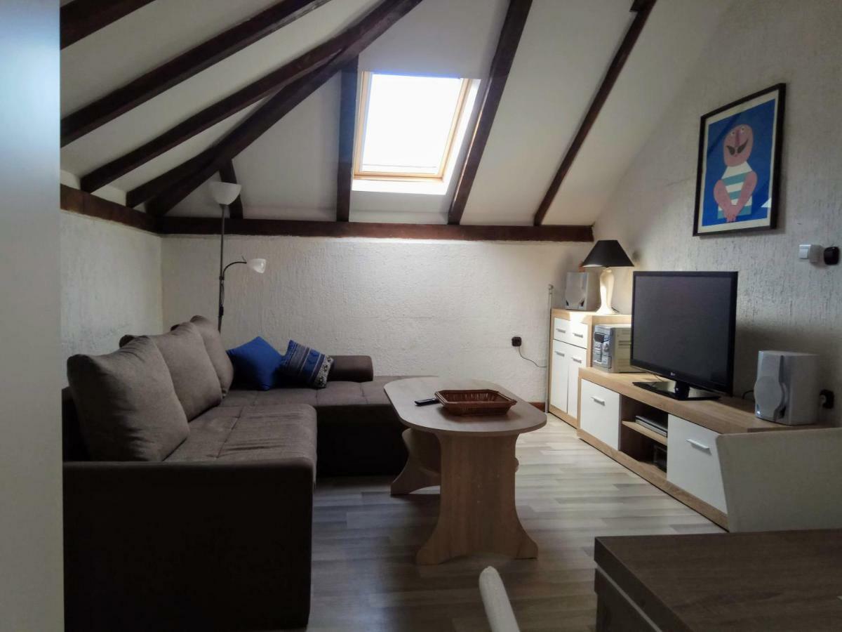 Apartman Slava Tisno Kültér fotó